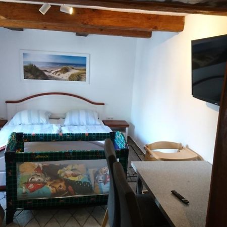 Kleine Gemuetliche Ferienwohnung Im Fachwerkstil Wolfsburg Ngoại thất bức ảnh